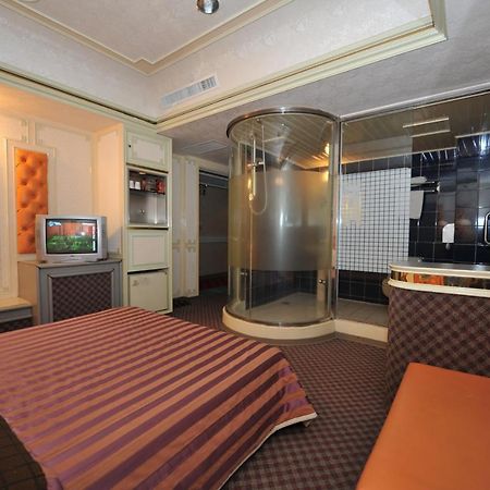 Cyue Chao Hotel Taoyuan Exterior foto
